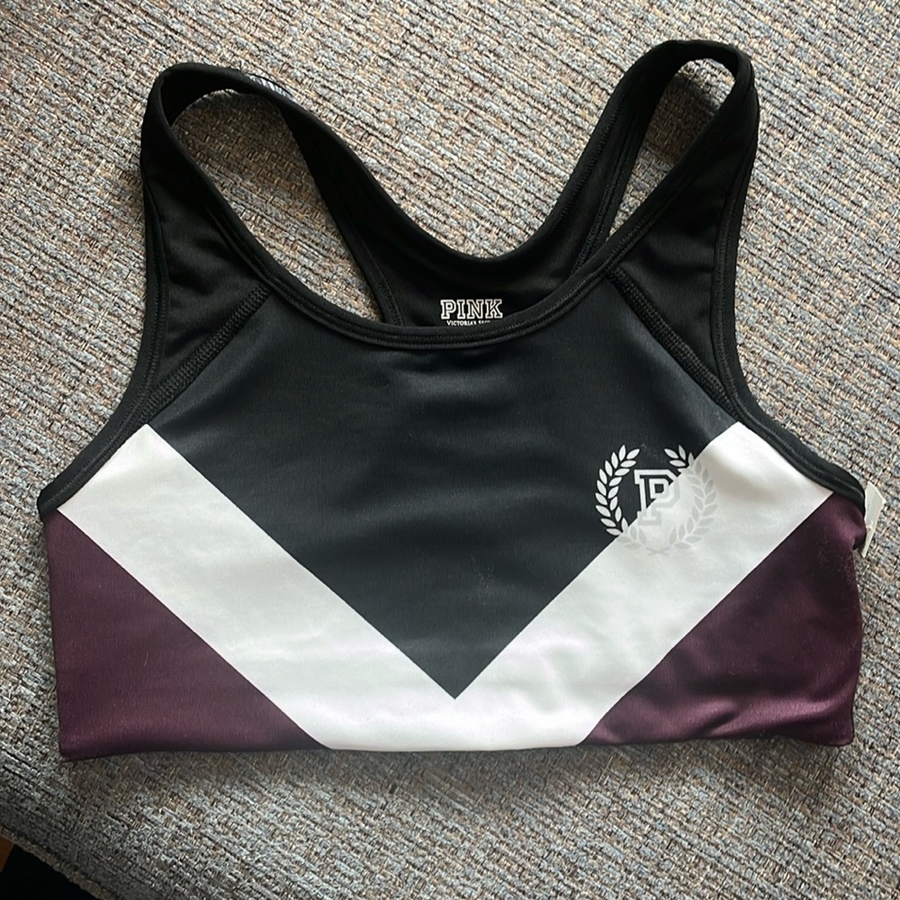 Victoria’s Secret Pink NWT Unlined Ultimate Sports Bra